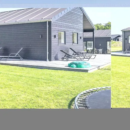 Дом отдыха Four-bedroom In Хадерслев