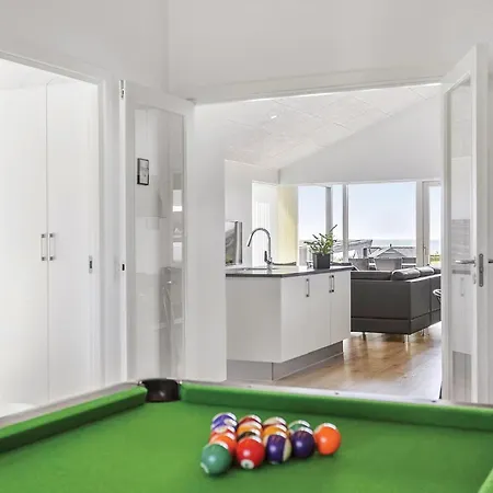 Four-bedroom In Дом отдыха Хадерслев