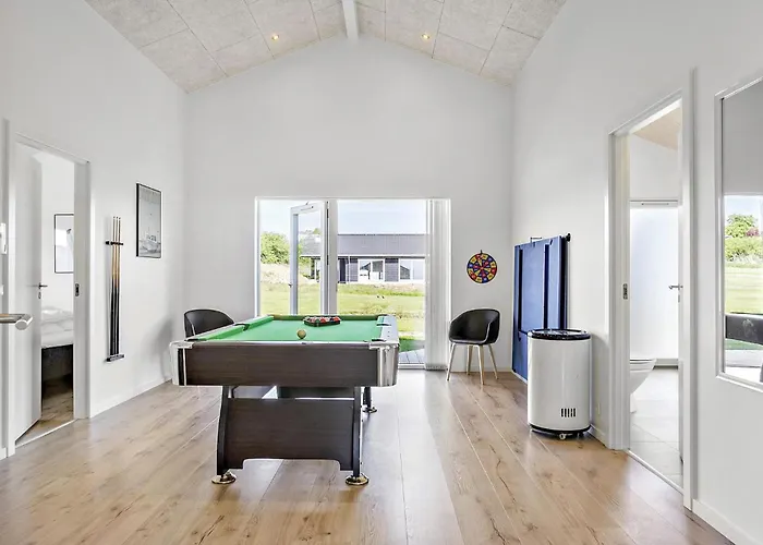 Dom wakacyjny Four-bedroom In Haderslev